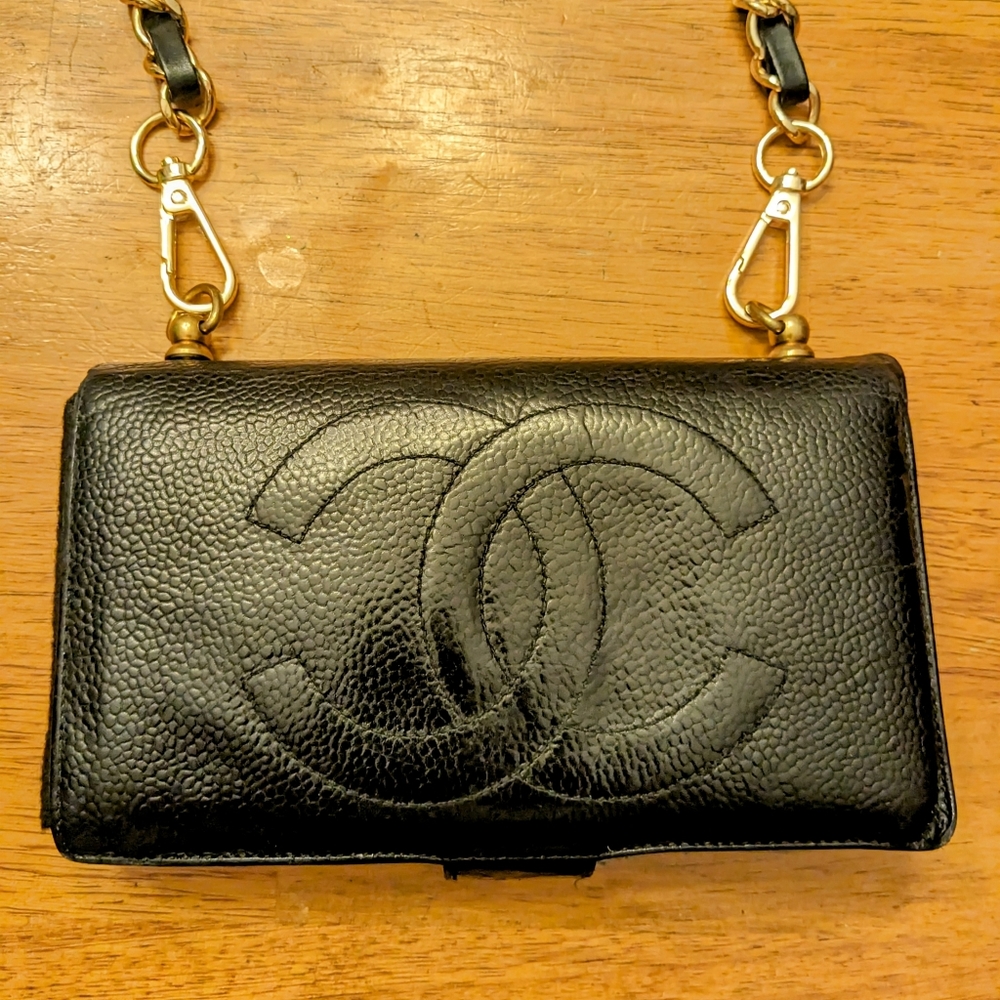 Authentic Chanel - Picture 7 of 7